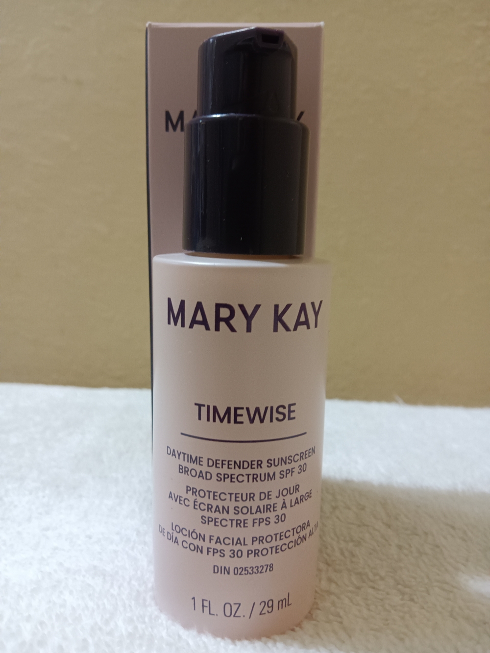 Mary Kay TimeWise Daytime Defender Sunscreen SPF 30 - Light Beige